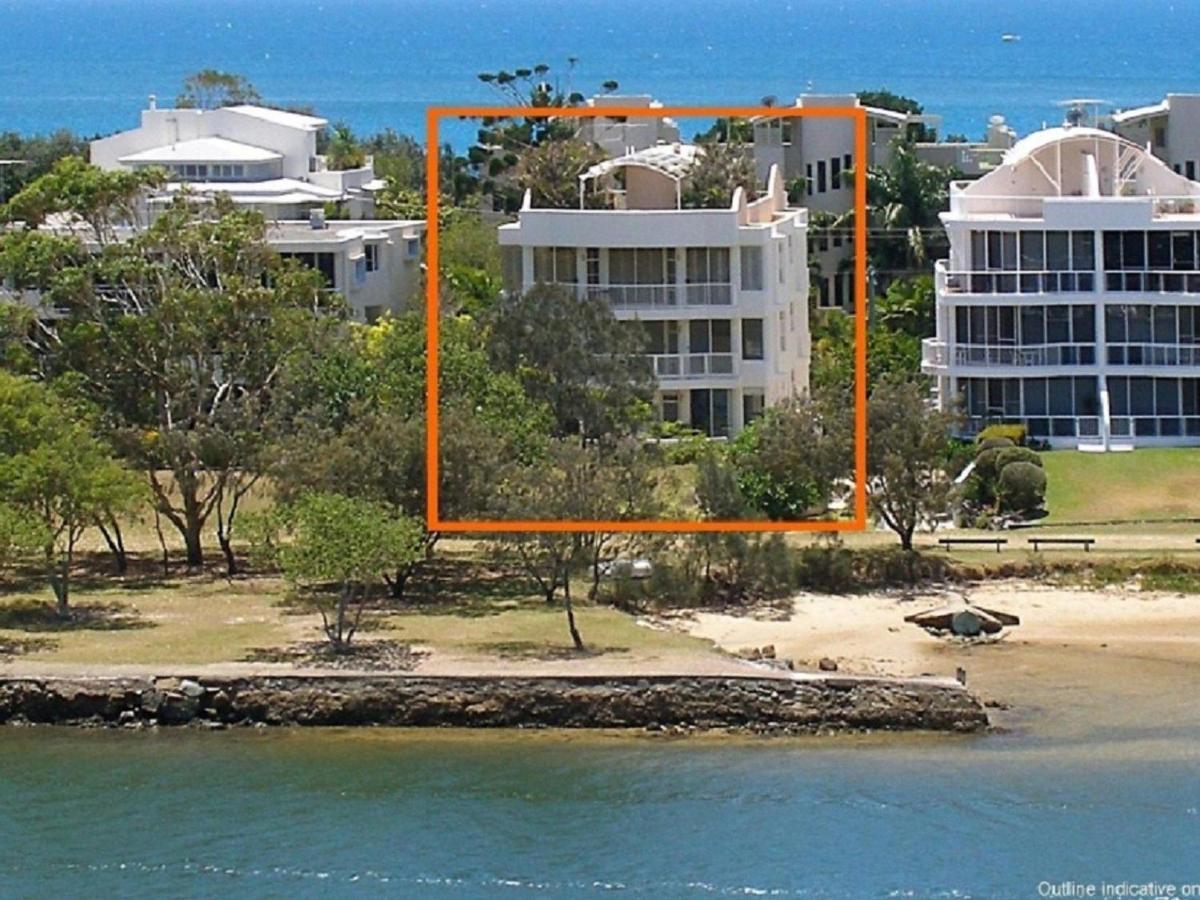Mariner Cove 1 - Luxurious 2 Bedroom On River By Beach 穆卢拉巴 外观 照片